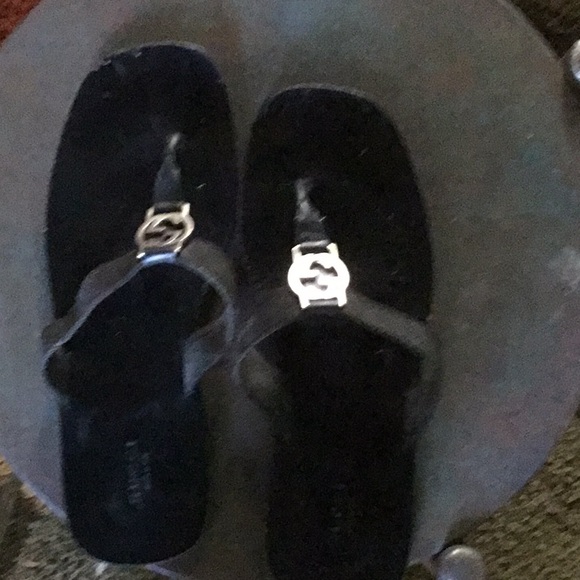 Gucci leather Thongs - Picture 1 of 6